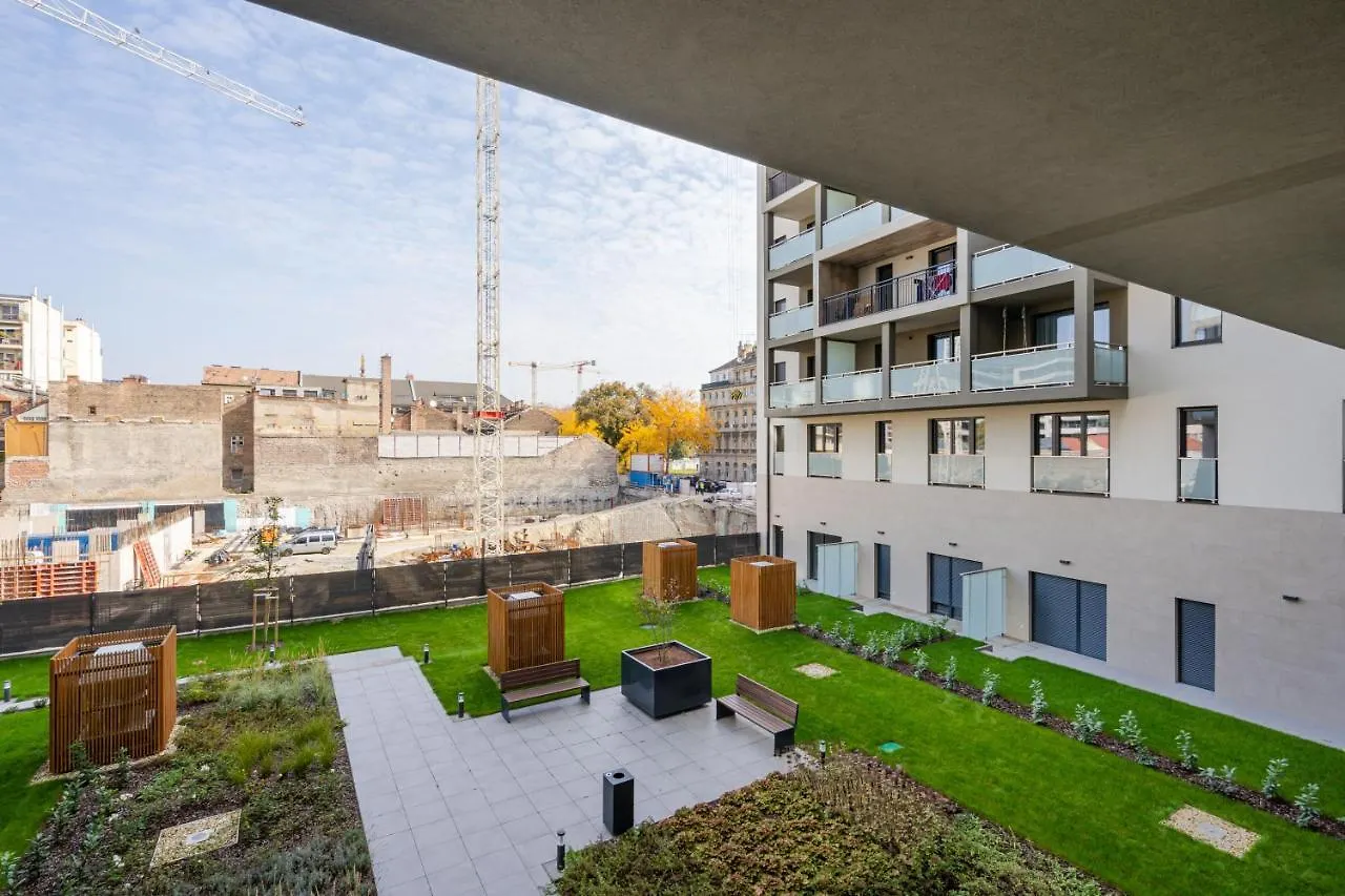Westside River Apartment Budapest